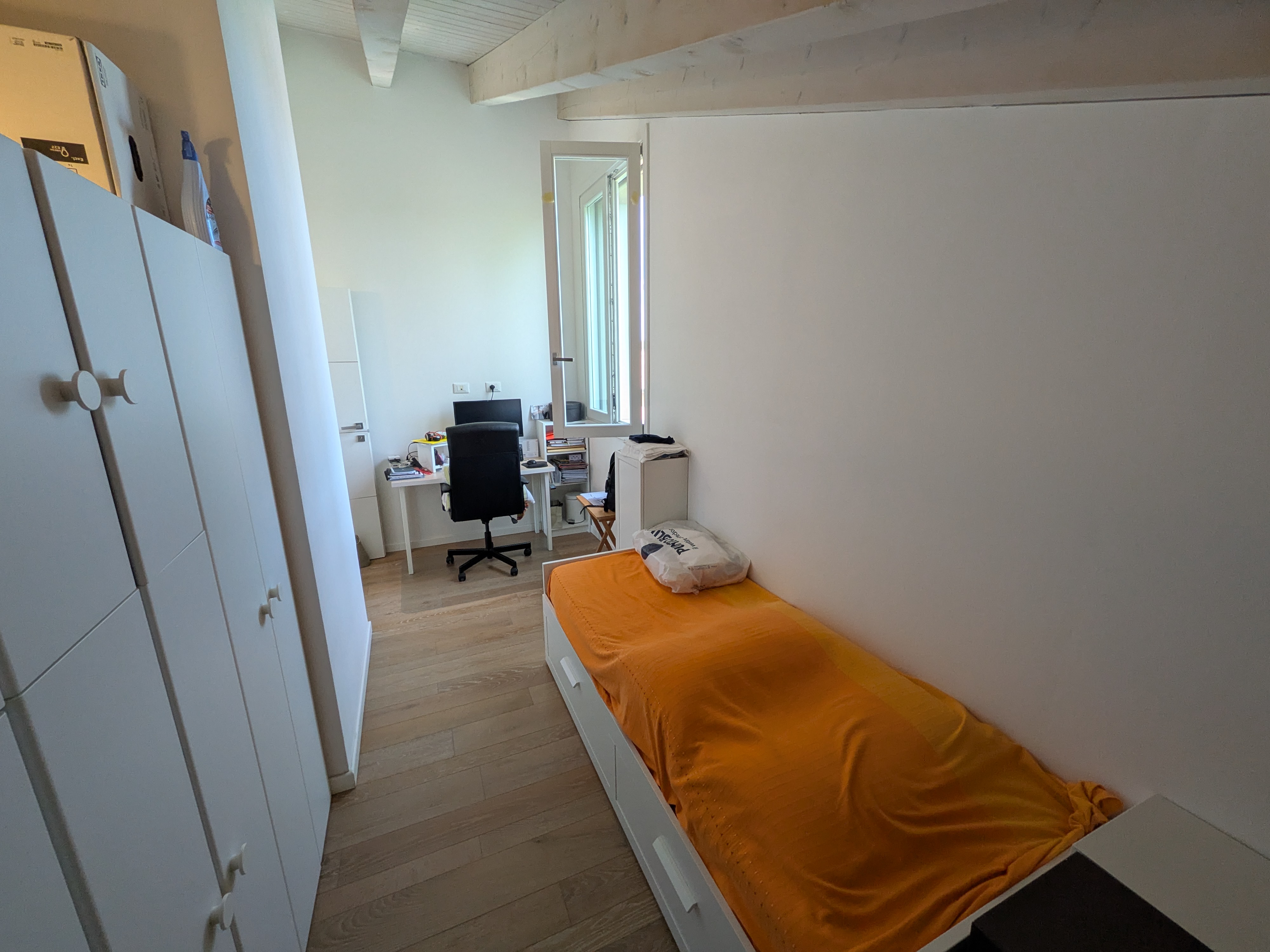 Seconda camera con affaccio sul giardino interno